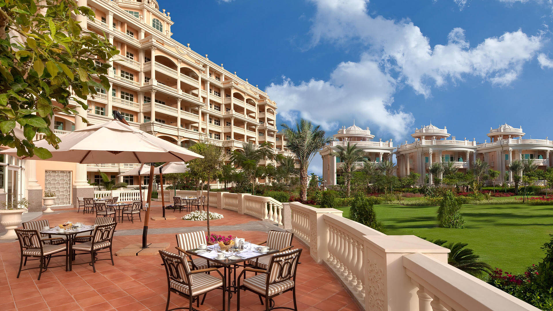 Dubai Kempinski Hotel & Residences Palm Jumeirah