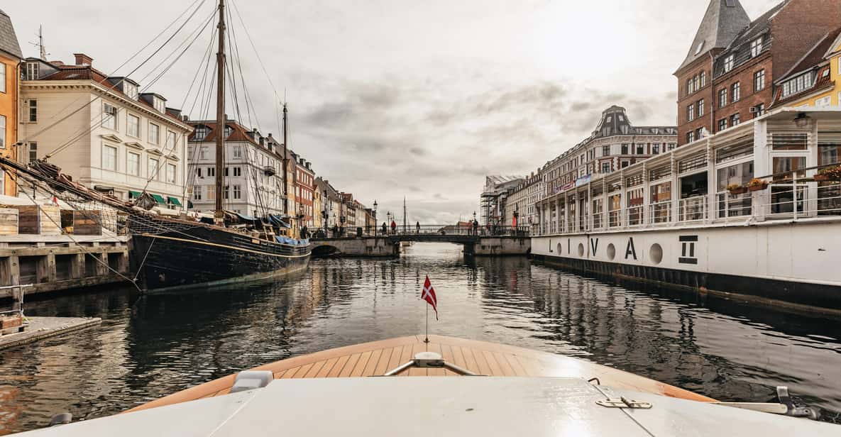 Private Canal Cruise in Nyhavn
