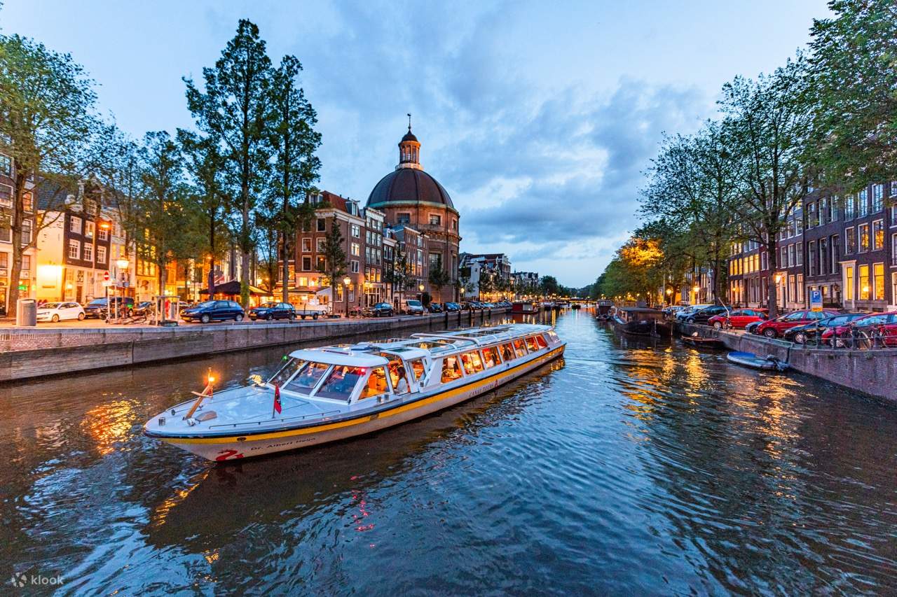Private Canal Cruise