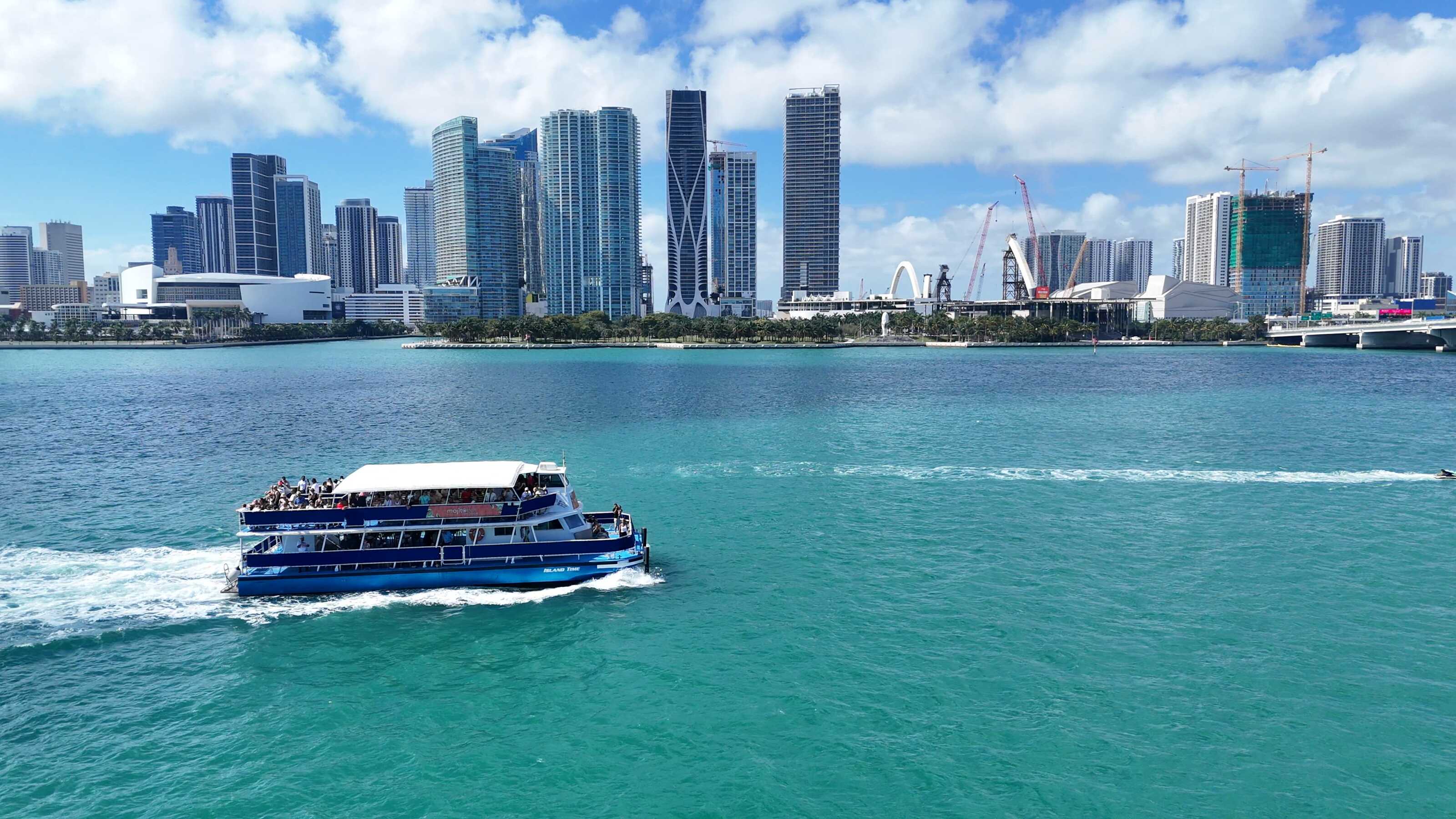 Biscayne Bay Yacht Cruise